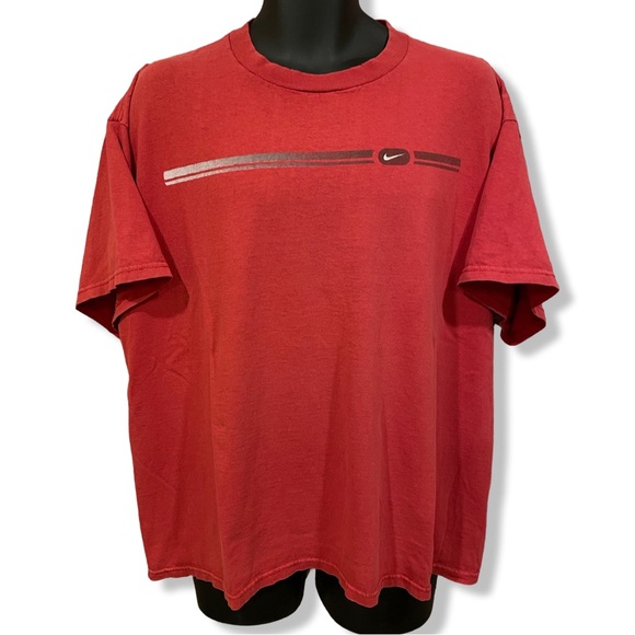 Nike Other - Vintage Y2K Nike T-Shirt